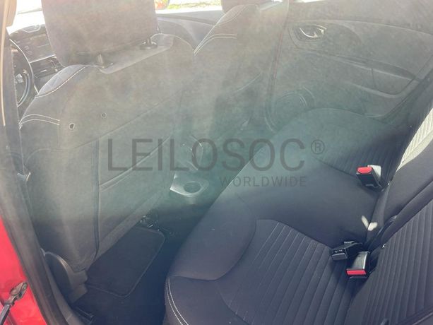 Renault Clio · Ano 2014