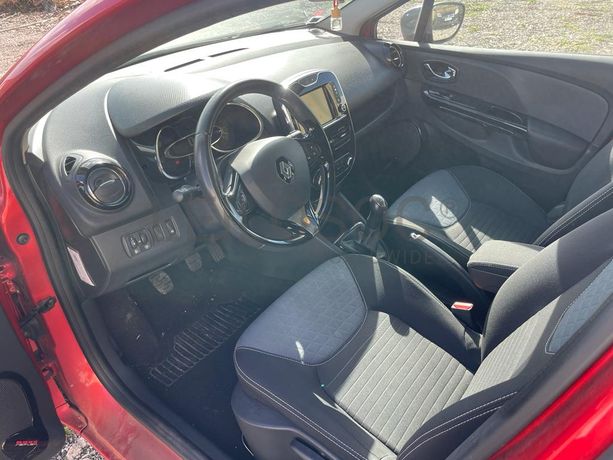 Renault Clio · Ano 2014