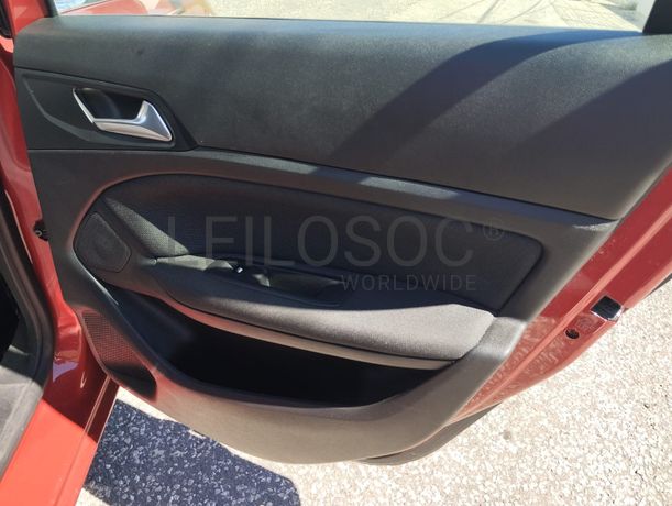 Peugeot 308 · Ano 2019