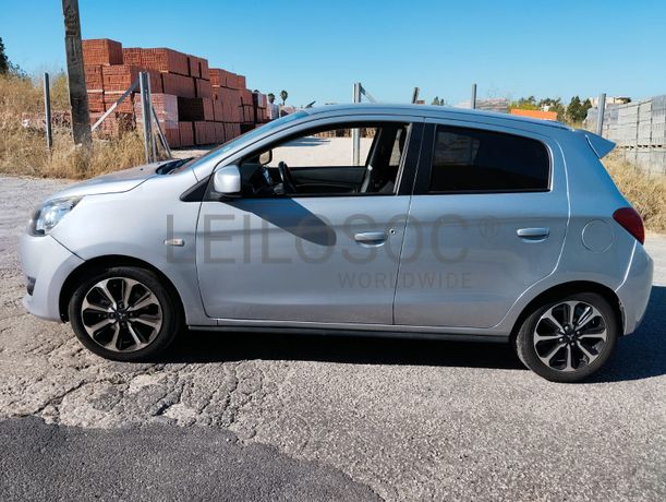 Mitsubishi Space Star · Ano 2014