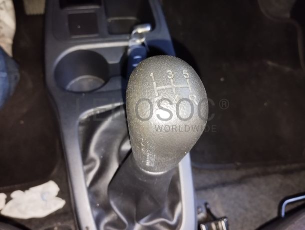 Mitsubishi Space Star · Ano 2014