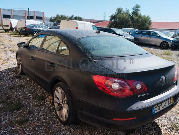 Volkswagen Passat · Ano 2011