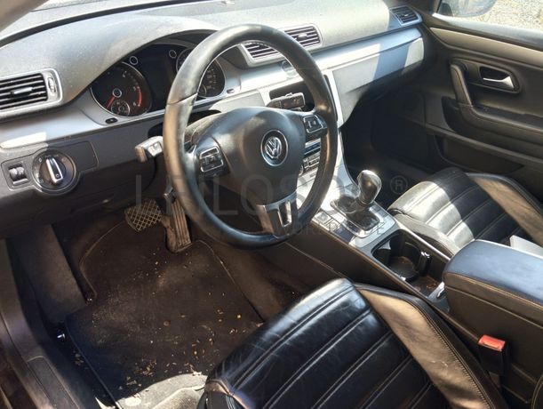 Volkswagen Passat · Ano 2011