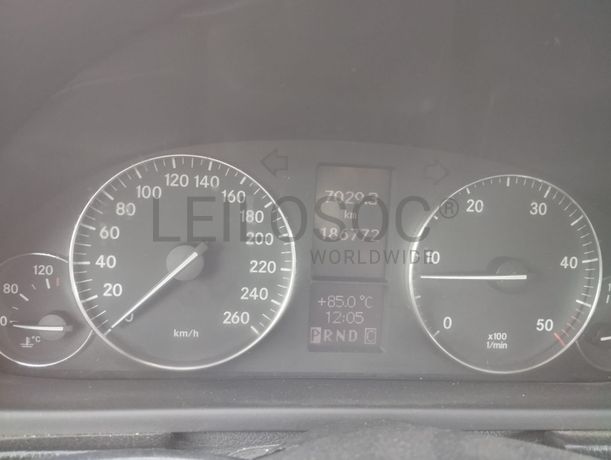 Mercedes-Benz C220 CDI · Ano 2007