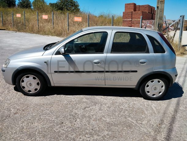 Opel Corsa · Ano 2005