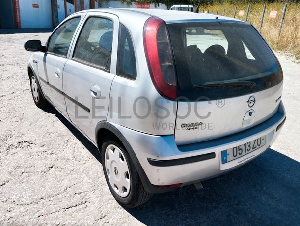 Opel Corsa · Ano 2005