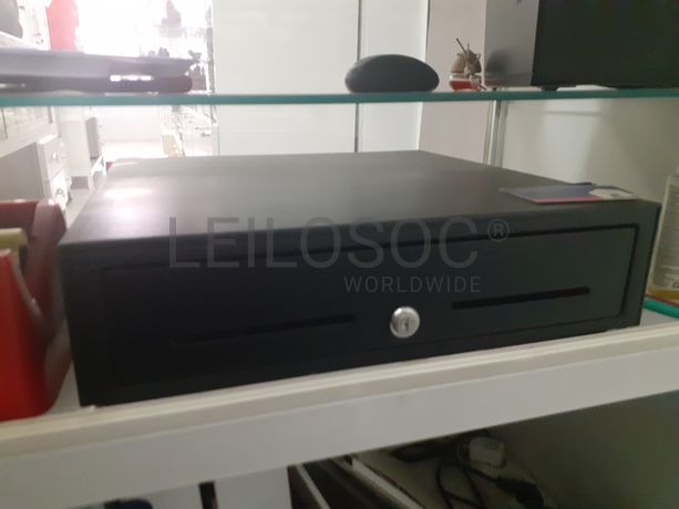 Totalidade · Material de Costura · Artigos de Retrosaria · Mobiliário de Escritório · Expositores