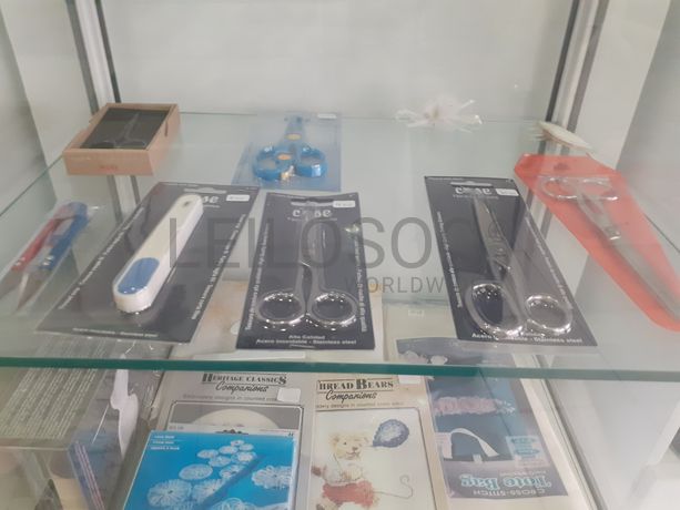 Totalidade · Material de Costura · Artigos de Retrosaria · Mobiliário de Escritório · Expositores