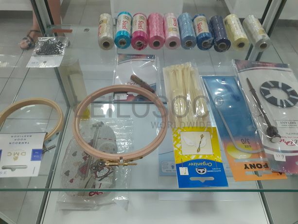 Totalidade · Material de Costura · Artigos de Retrosaria · Mobiliário de Escritório · Expositores