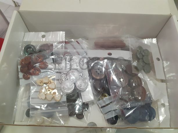 Totalidade · Material de Costura · Artigos de Retrosaria · Mobiliário de Escritório · Expositores