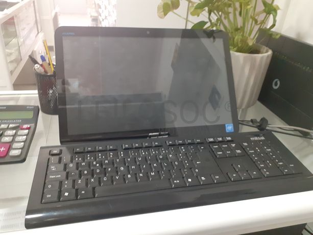 Totalidade · Material de Costura · Artigos de Retrosaria · Mobiliário de Escritório · Expositores