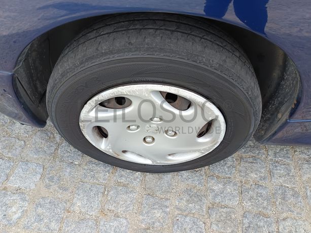 Peugeot 206 · Ano 1999