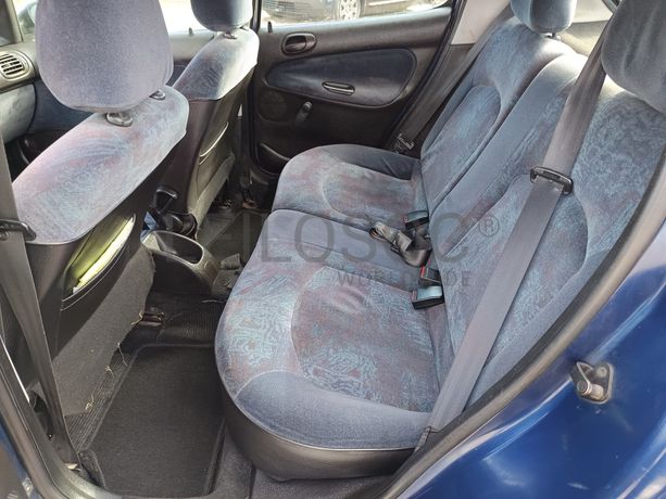 Peugeot 206 · Ano 1999