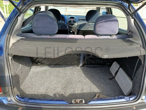 Peugeot 206 · Ano 1999