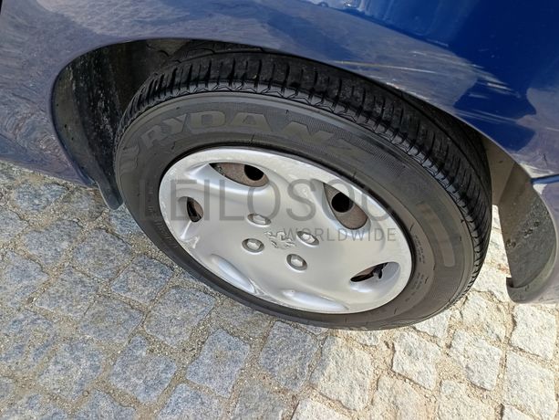 Peugeot 206 · Ano 1999