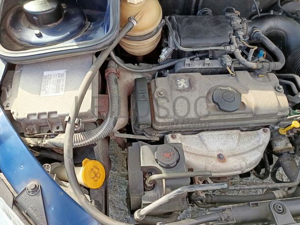 Peugeot 206 · Ano 1999