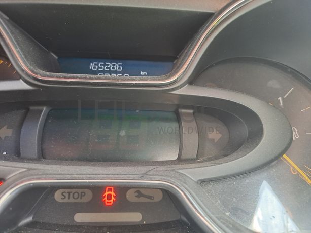 Renault Captur 1.5 DCI · Ano 2015