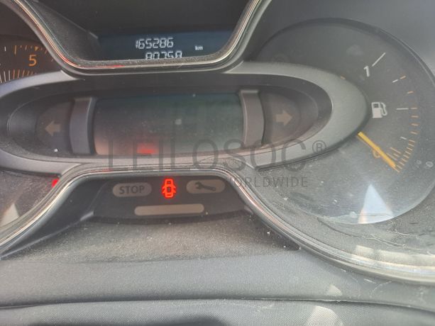 Renault Captur 1.5 DCI · Ano 2015