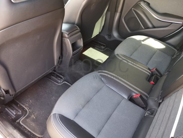 Mercedes-Benz A 180 · Ano 2015