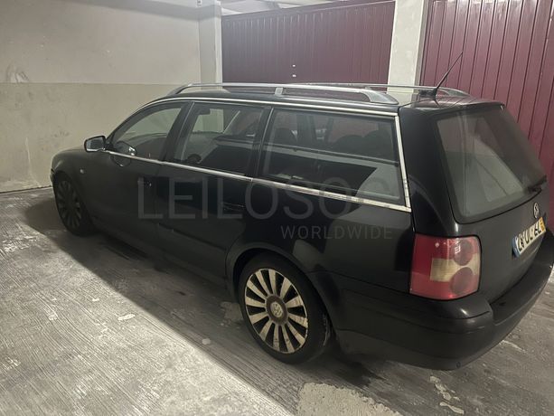 Volkswagen Passat B5 1.9 TDI · Ano 2003