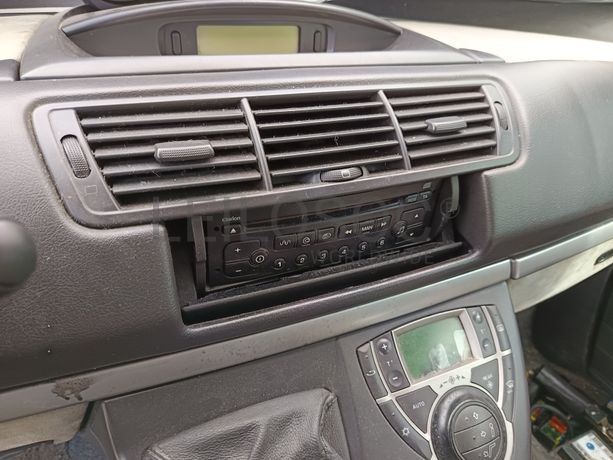 Peugeot 807 · Ano 2003