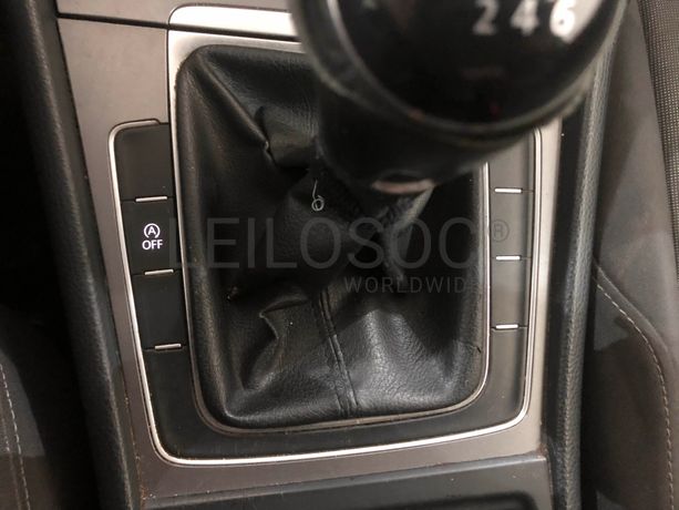 Volkswagen Golf · Ano 2014