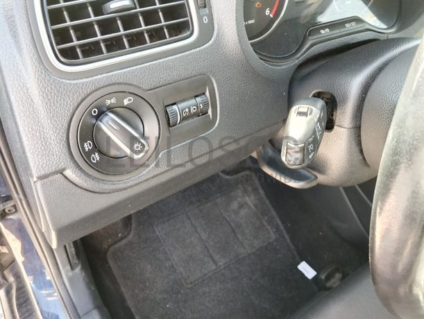 Volkswagen Polo TDI · Ano 2014