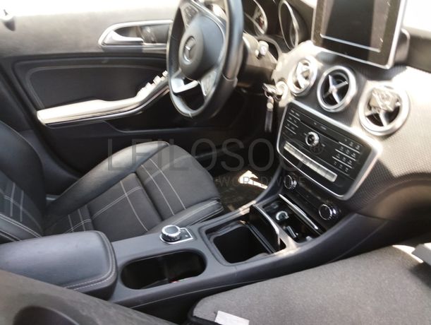 Mercedes-Benz A 180 CDI 1.5 · Ano 2016