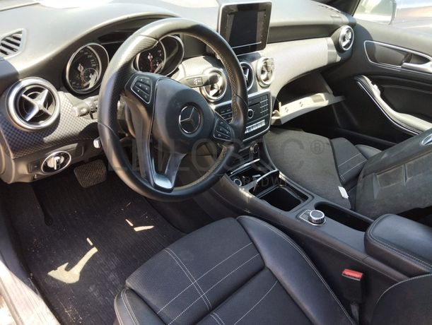 Mercedes-Benz A 180 CDI 1.5 · Ano 2016