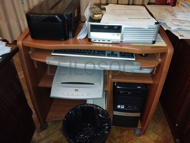 Equipamento de Escritório · Material Informático · Equipamento Clínico