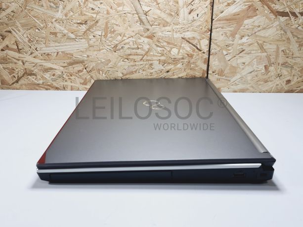 Portátil Fujitsu Celsius H770