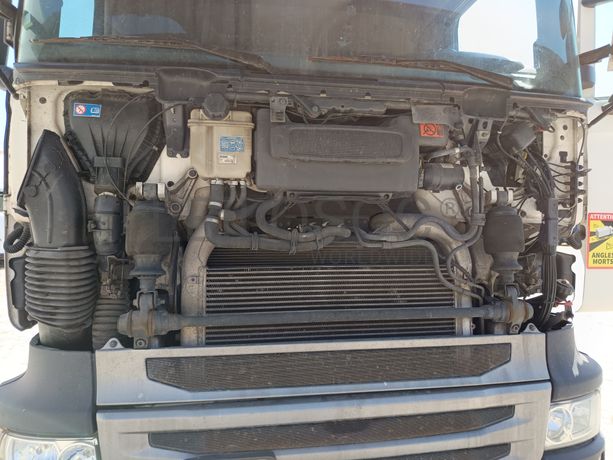 Scania R410 · Ano 2015