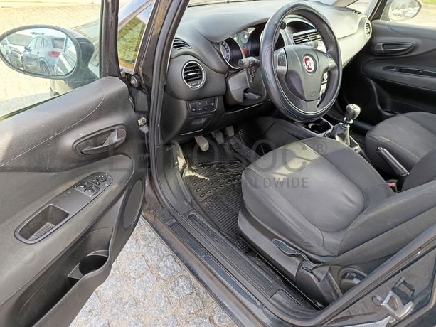 Fiat Punto · Ano 2015