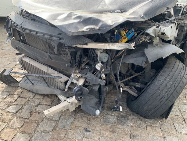 Mercedes-Benz A180 · Ano 2013