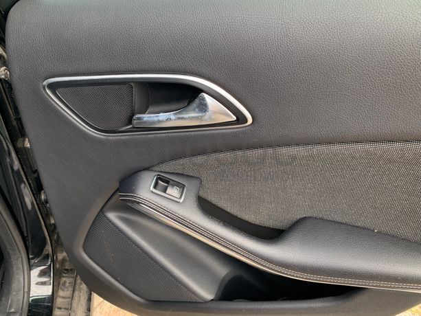 Mercedes-Benz A180 · Ano 2013