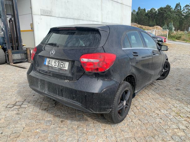 Mercedes-Benz A180 · Ano 2013
