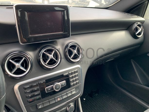 Mercedes-Benz A180 · Ano 2013