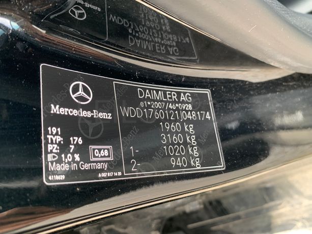 Mercedes-Benz A180 · Ano 2013