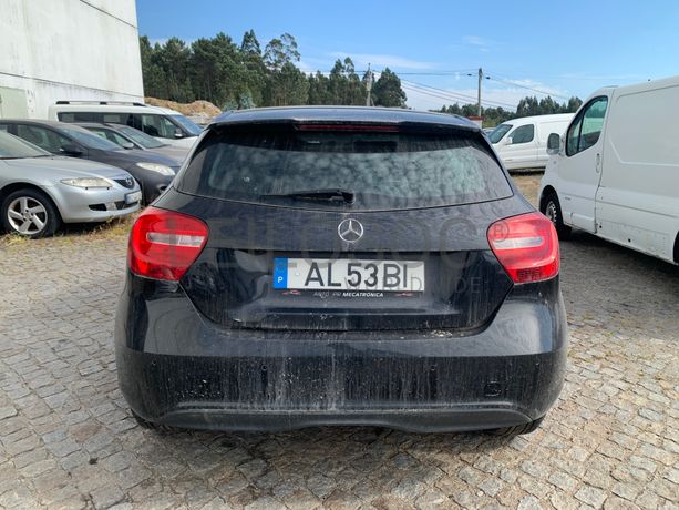 Mercedes-Benz A180 · Ano 2013