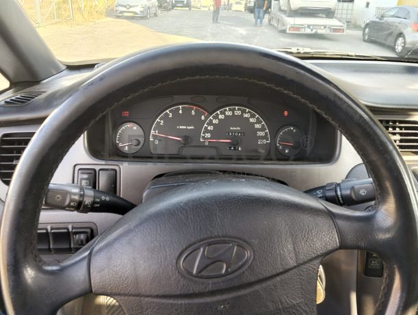 Hyundai Trajet · Ano 2003