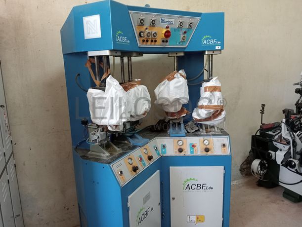 Máquina de Moldar Contrafortes