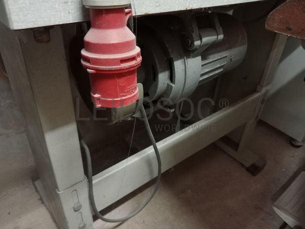 Máquina de Coluna Alta