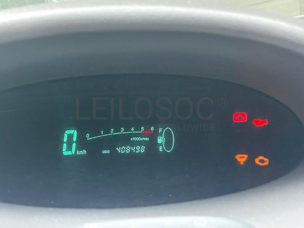 Toyota Yaris · Ano 2003