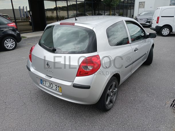 Renault Clio · Ano 2009