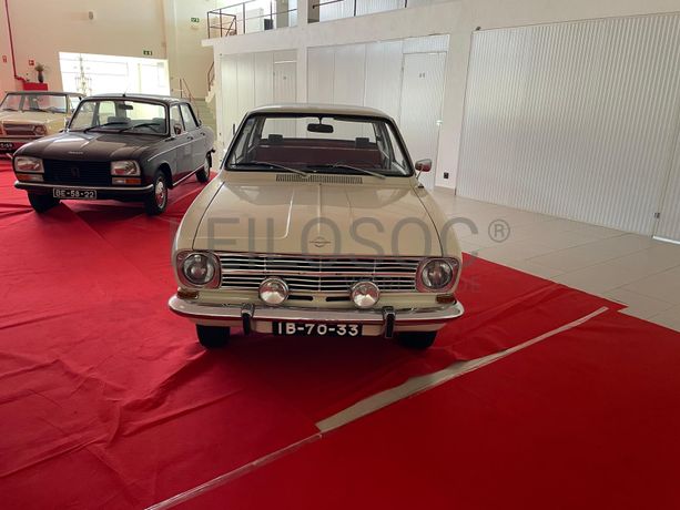 Opel Kadett Sedan 2 Door 1.1 · Ano 1967