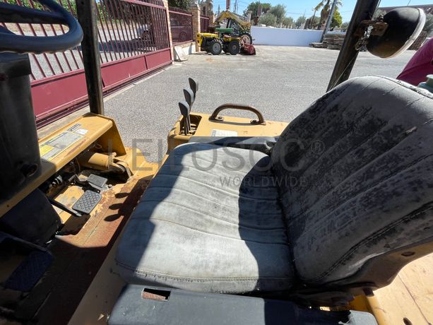 Empilhador Caterpillar