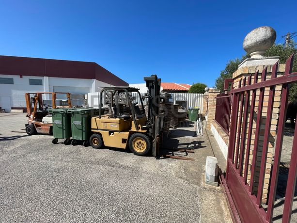 Empilhador Caterpillar