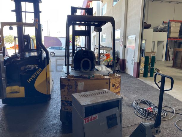 Empilhador Caterpillar