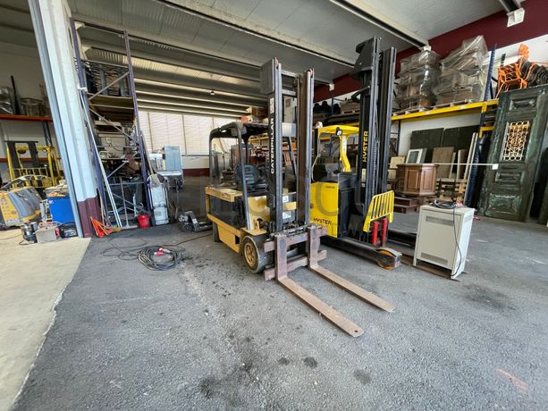 Empilhador Caterpillar