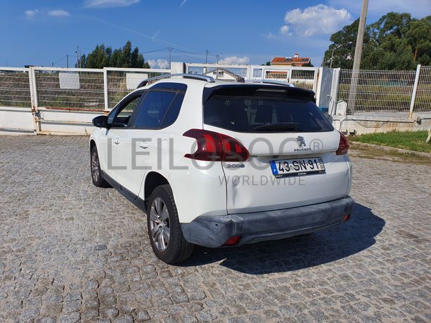 Peugeot 2008  · Ano 2017